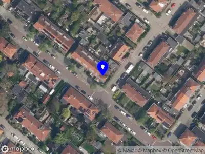 Ambulance met gepaste spoed naar de Adrianalaan in Rotterdam