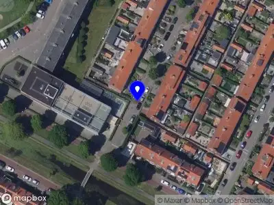 Brandweer met grote spoed naar de Batavierstraat in Alblasserdam vanwege gebouwbrand