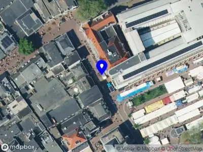 Traumahelikopter met grote spoed naar de Raadhuisplein in Apeldoorn