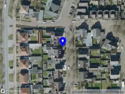 Brandweer met grote spoed naar de Gozelinusbocht in Bladel vanwege voertuigbrand