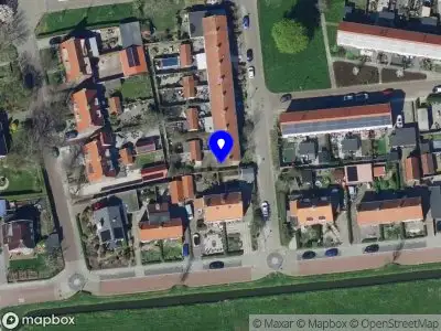 Ambulance met grote spoed naar de H M Preuijt JDzn laan in Geervliet