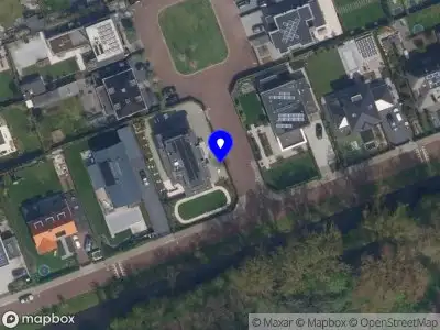 Ambulance met gepaste spoed naar de Dick Elfferslaan in Rotterdam