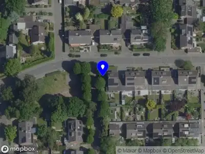 Brandweer met gepaste spoed naar de Dalkruiddreef in Nuenen vanwege afhijsen patient