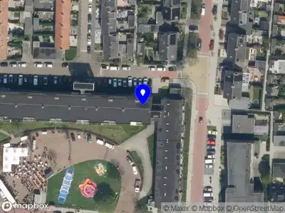 Ambulance met grote spoed naar de Marktplein in Bergambacht