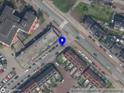 Ambulance met gepaste spoed naar de Burgemeester de Josselin de Jonglaan in Rotterdam