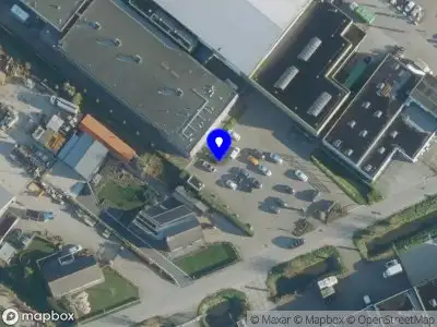 Politie naar de Stationsweg in Arkel