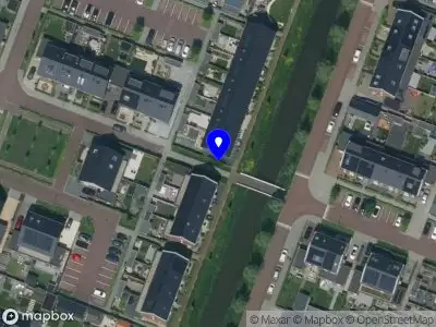 Ambulance met grote spoed naar de Roede in Middenbeemster