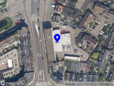 112 melding Ambulance met gepaste spoed naar de Uitweg in Rotterdam