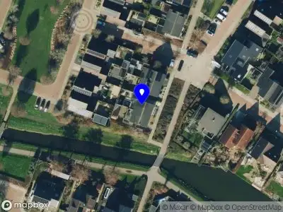 Brandweer met grote spoed naar de Oosterlandenweg in IJsselmuiden vanwege stankoverlast