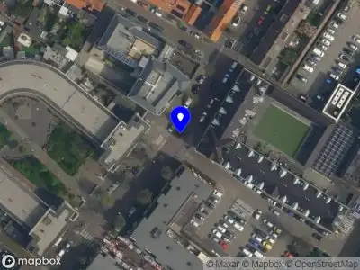 Brandweer met gepaste spoed naar de Acaciastraat in Monster vanwege stormschade