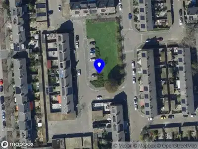 Brandweer met gepaste spoed naar de Melkwegplein in Spijkenisse vanwege stankoverlast