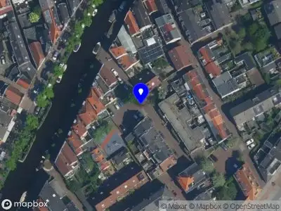 Ambulance met gepaste spoed naar de Kerkhofstraat in Haarlem