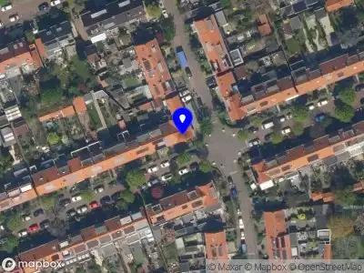 Ambulance met grote spoed naar de Prins Hendriklaan in Vlaardingen