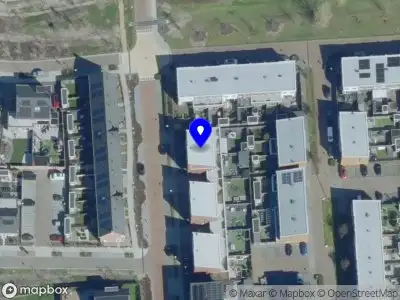 Brandweer met grote spoed naar de Burgemeester de Geusstraat in Waalwijk vanwege gebouwbrand