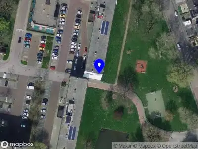 Ambulance met gepaste spoed naar de IJsvogelplein in Zwijndrecht