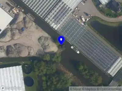 Brandweer met gepaste spoed naar de Dortlaan in Naaldwijk vanwege een buitenbrand