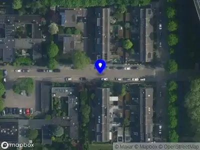 Brandweer met gepaste spoed naar de C.van Drosthagenstraat in Weesp