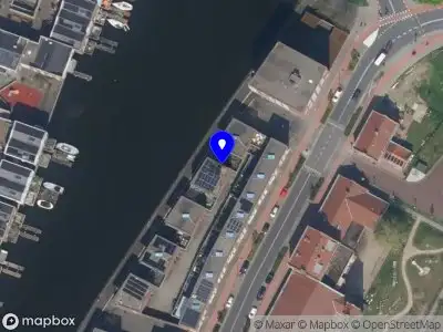 Ambulance met grote spoed naar de Buizengat in Vlaardingen