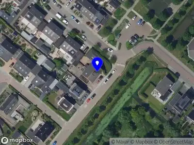 Ambulance met grote spoed naar de Vloedanker in Werkendam