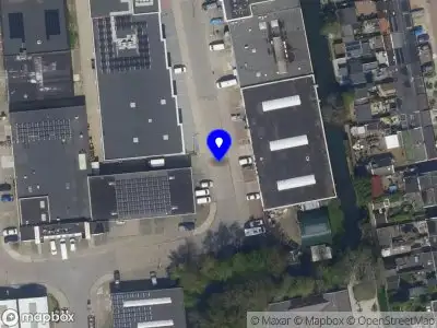 Ambulance met gepaste spoed naar de Radarstraat in Capelle aan den IJssel