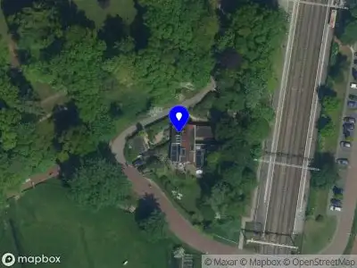 Ambulance met gepaste spoed naar de Kennemergaardeweg in Santpoort-Noord