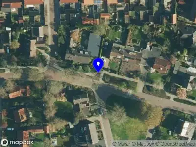 Politie naar de Langestraat in Delden vanwege aanrijding met letsel