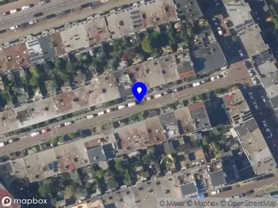 Brandweer met grote spoed naar de Harstenhoekstraat in 's-Gravenhage vanwege reanimatie