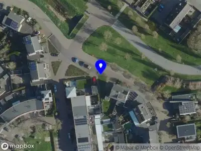 Brandweer met gepaste spoed naar de Brahmsstraat in Millingen aan de Rijn vanwege een liftopsluiting