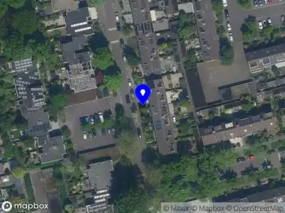 Ambulance met grote spoed naar de Bristolroodstraat in Zaandam