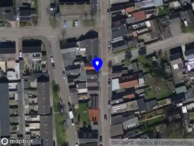 Politie met grote spoed naar de Bernhardstraat in Oud Gastel vanwege letsel