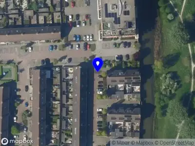 Ambulance met grote spoed naar de Vitruviusruimte in Zoetermeer