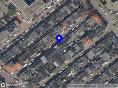 Ambulance met gepaste spoed naar de Leliestraat in Schiedam