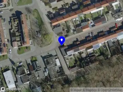 Brandweer met grote spoed naar de Johannes Klingenstraat in Best vanwege voertuigbrand