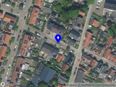 Ambulance met grote spoed naar de Veenislaan in Uitgeest