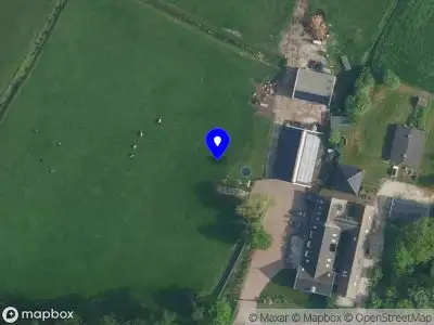 Politie met grote spoed naar de Dammerweg in Weesp vanwege ongeval met letsel