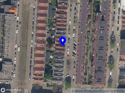 Ambulance met grote spoed naar de Watergeusstraat in Rotterdam