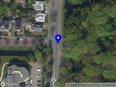 Ambulance met grote spoed naar de Haarlemmerstraatweg in Oegstgeest