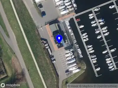 Politie met grote spoed naar de Jachthaven Den Osse in Brouwershaven vanwege letsel