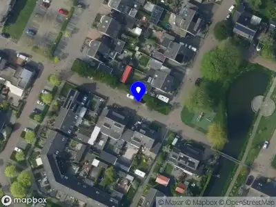 Ambulance met grote spoed naar de Plantersgraaf in De Goorn