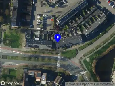 Ambulance met grote spoed naar de Hilleniusstraat in Alkmaar