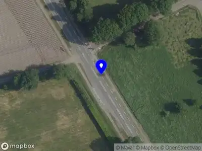 Politie naar de Halve Maan in Well vanwege aanrijding met letsel