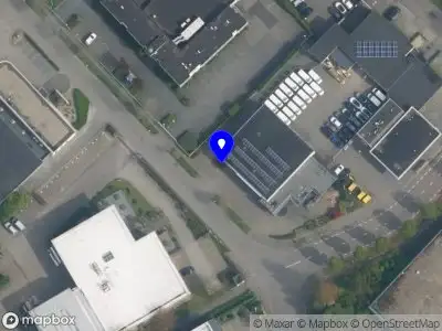 Ambulance en brandweer met grote spoed naar de Peppelkade in Houten vanwege grote brand