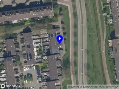 Ambulance met grote spoed naar de Van Dalsumlaan in Schiedam