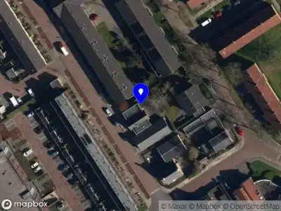 Brandweer met grote spoed naar de Valkstraat in Sneek vanwege afgaan automatisch brandalarm