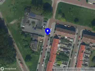 Ambulance met grote spoed naar de Dijckmansstraat in Velsen-Noord