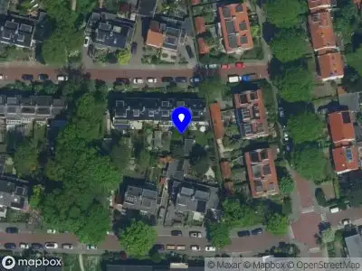 Brandweer met grote spoed naar de Valckenhoeflaan in Santpoort-Noord vanwege afhijsen patient