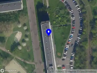 Ambulance met gepaste spoed naar de Bachplein in Schiedam