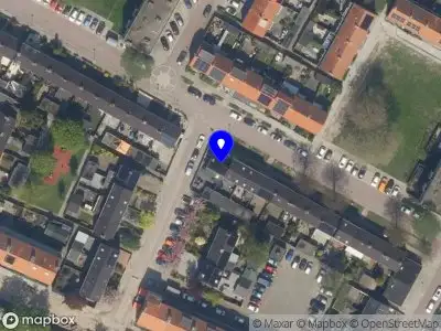 112 melding Ambulance met gepaste spoed naar de Abelenlaan in Rozenburg