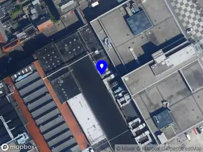 Brandweer met gepaste spoed naar de Dorpsstraat in Aalsmeer vanwege waarnemen gaslucht