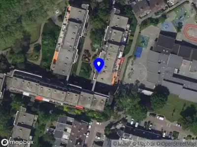 Ambulance met gepaste spoed naar de Doornenburg in Dordrecht